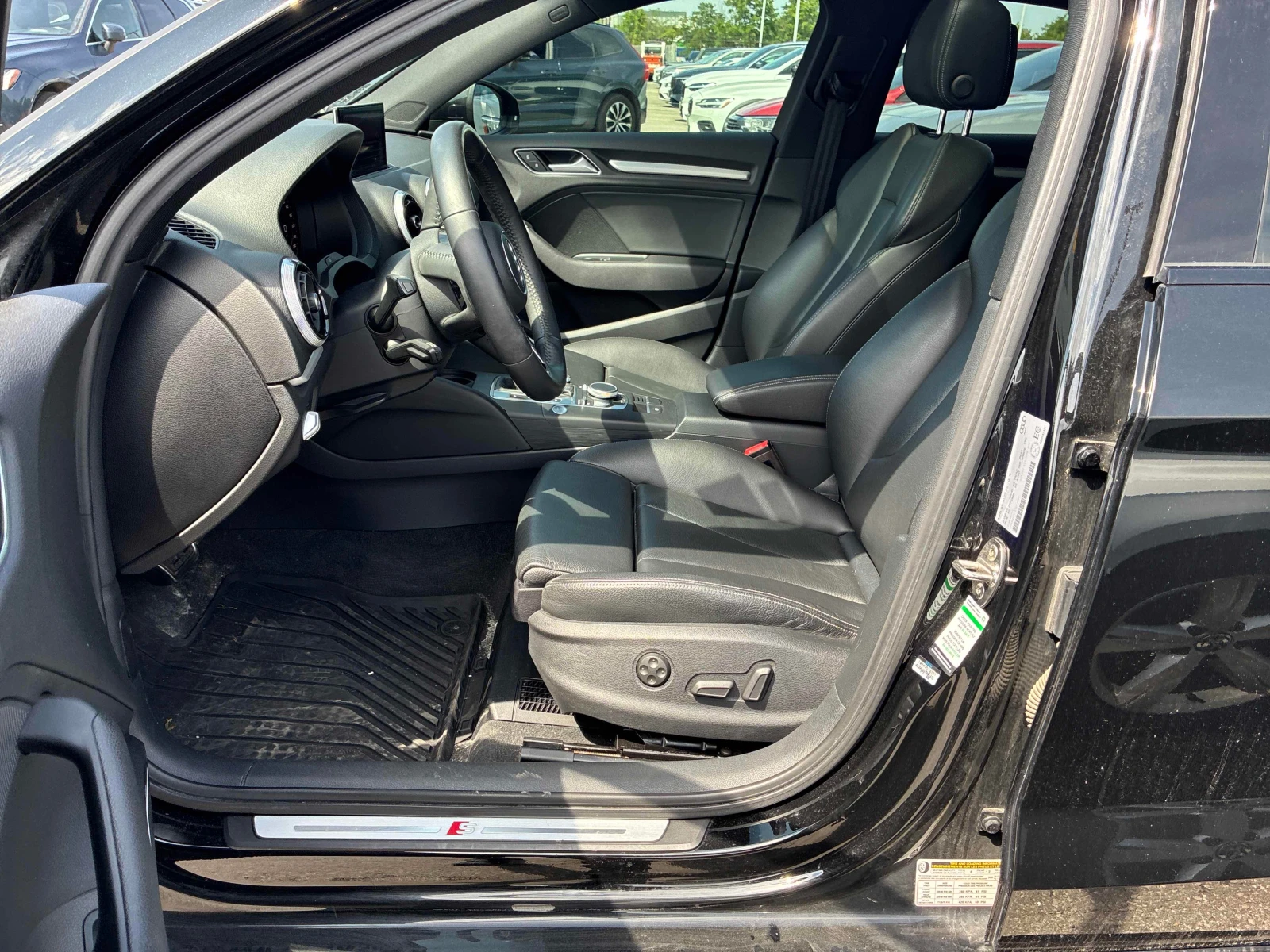 Audi A3 * Technik * CARFAX * ЦЕНА ДО БГ, снимка 6 - Автомобили и джипове - 55928329