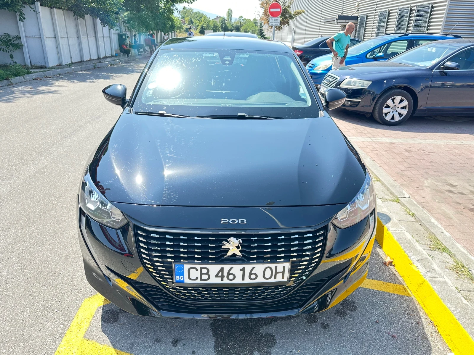 Peugeot 208 1.2 turbo 101hp, снимка 3 - Автомобили и джипове - 56020660