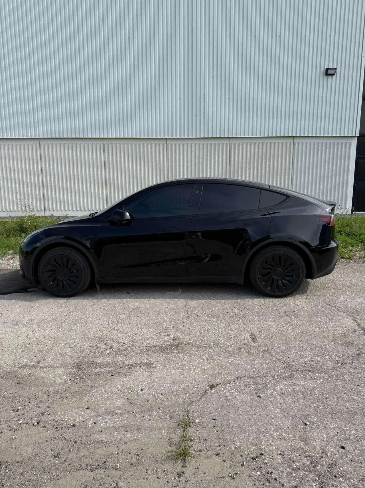 Tesla Model Y * RWD * CARFAX * ОПЦИЯ ЗА ФИНАНСИРАНЕ , снимка 2 - Автомобили и джипове - 56161240