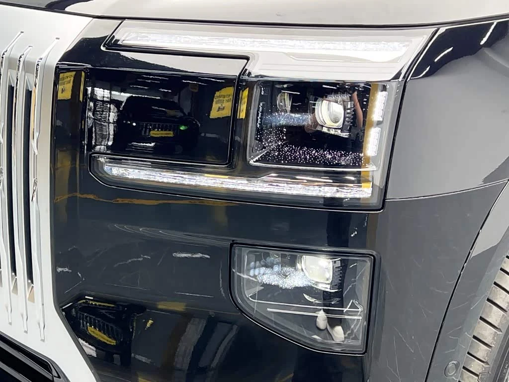 Zeekr 9X Ultra Edition 55kWh autogeorge.com | Mobile.bg � ����������� 10