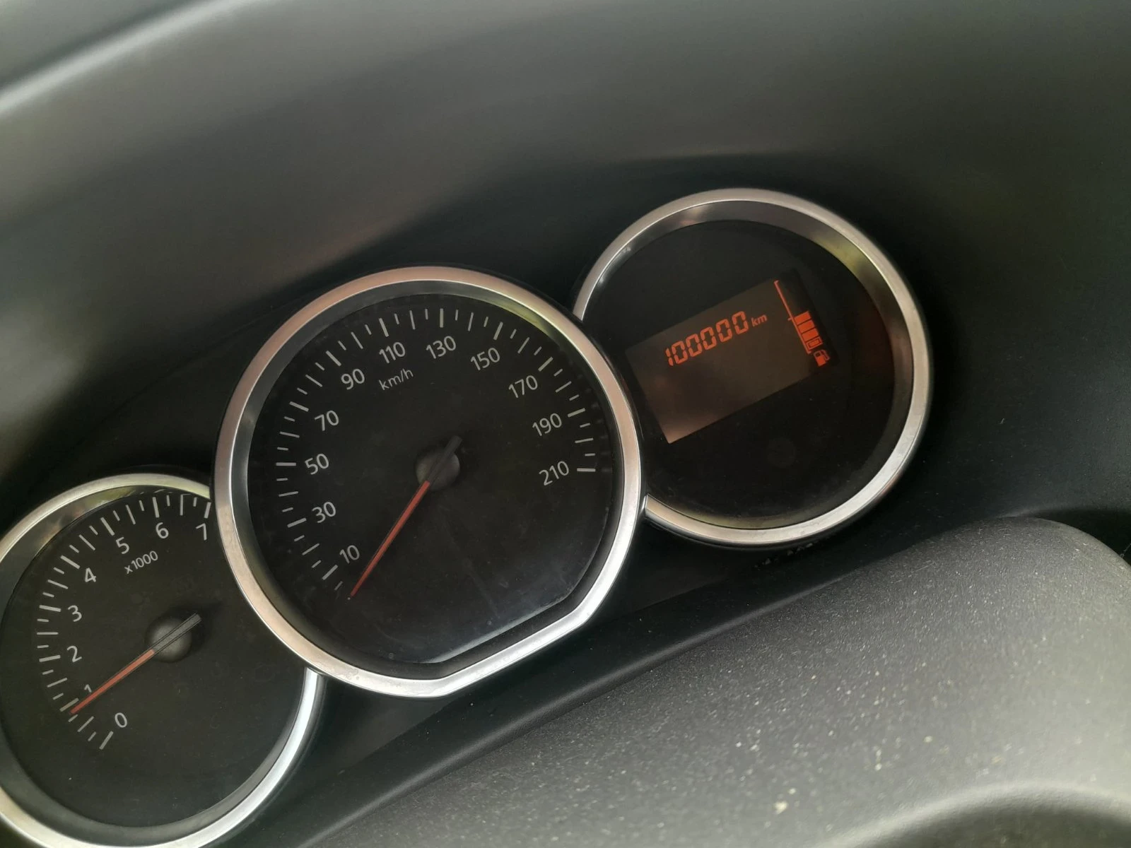 Dacia Sandero, снимка 7 - Автомобили и джипове - 56617283