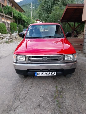 Toyota Hilux 2.5 TDI, снимка 1