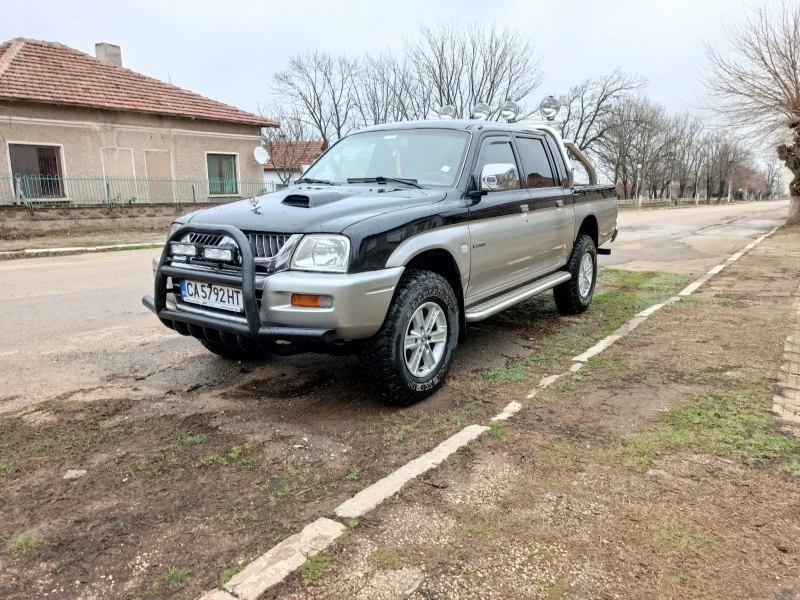 Mitsubishi L200, снимка 5 - Автомобили и джипове - 47201071