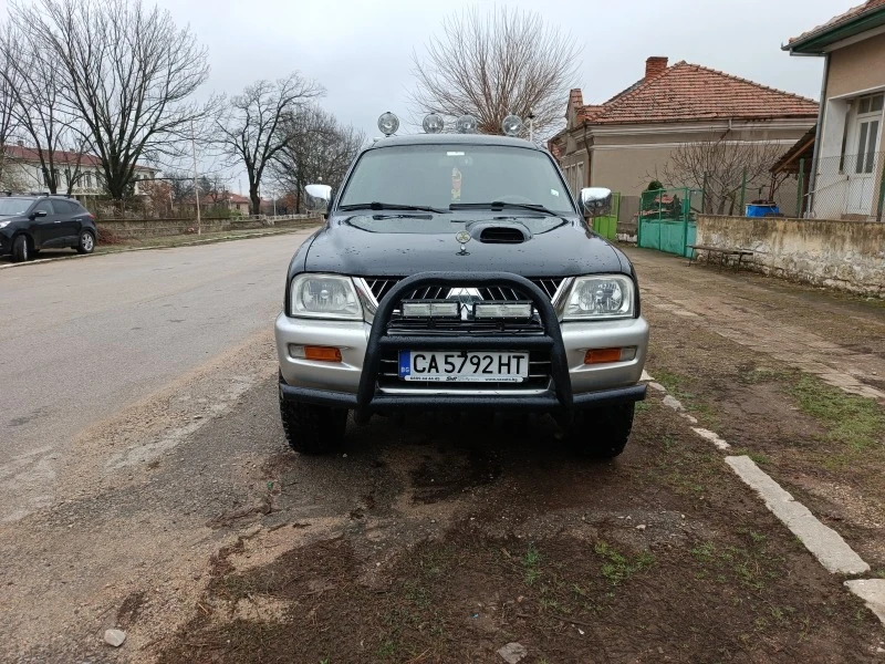 Mitsubishi L200, снимка 4 - Автомобили и джипове - 47201071