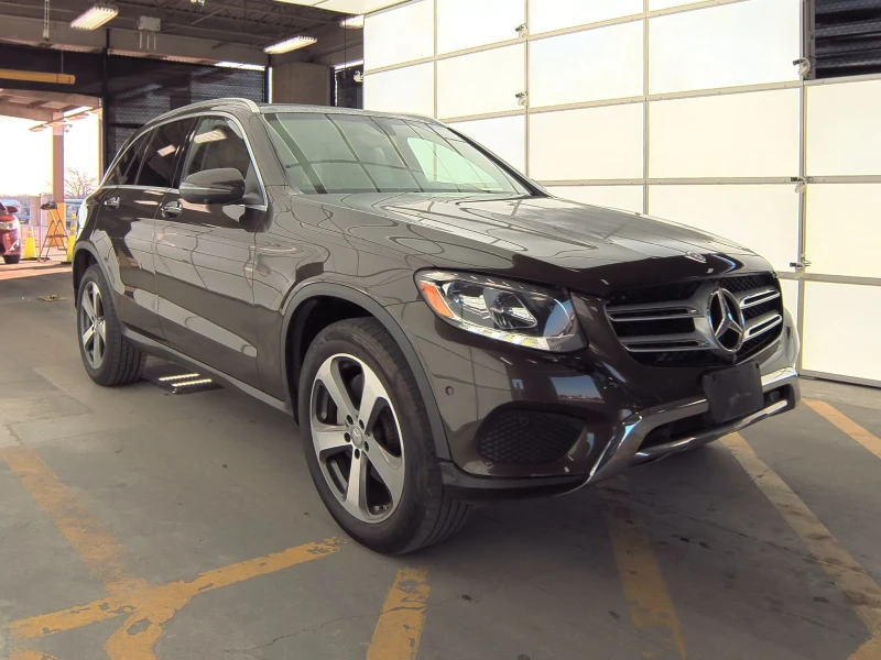 Mercedes-Benz GLC 300, снимка 2 - Автомобили и джипове - 48773211