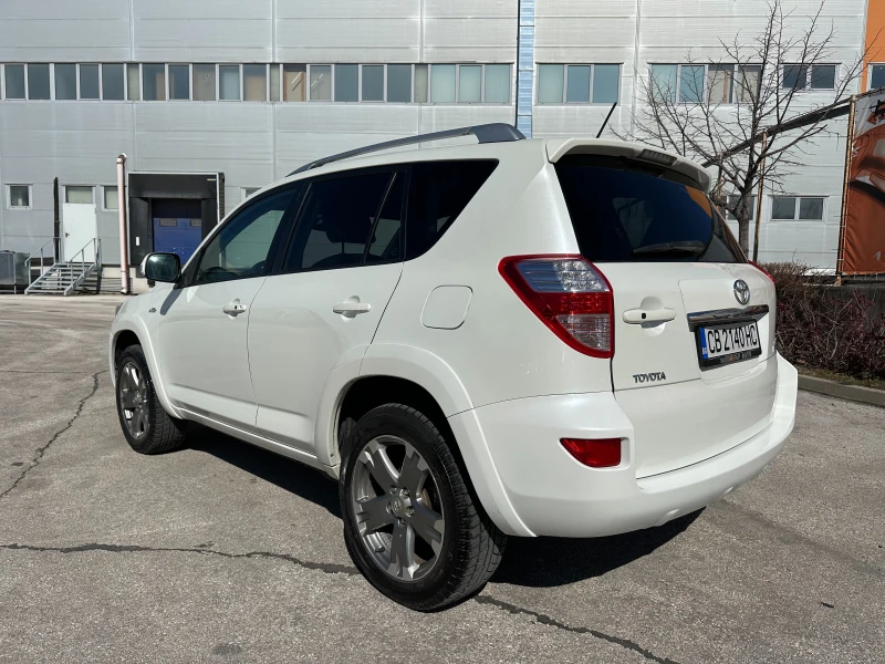 Toyota Rav4 2.2d 150 к.с., снимка 3 - Автомобили и джипове - 49376496