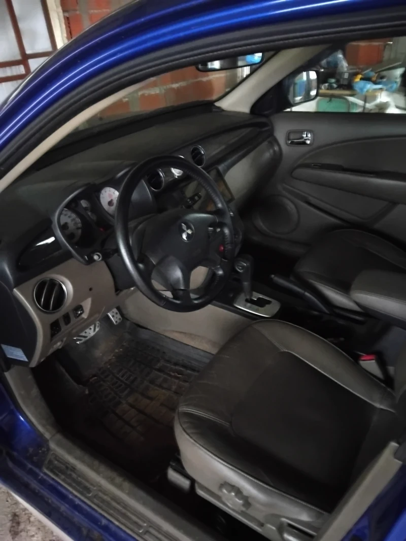 Mitsubishi Outlander, снимка 9 - Автомобили и джипове - 52467652