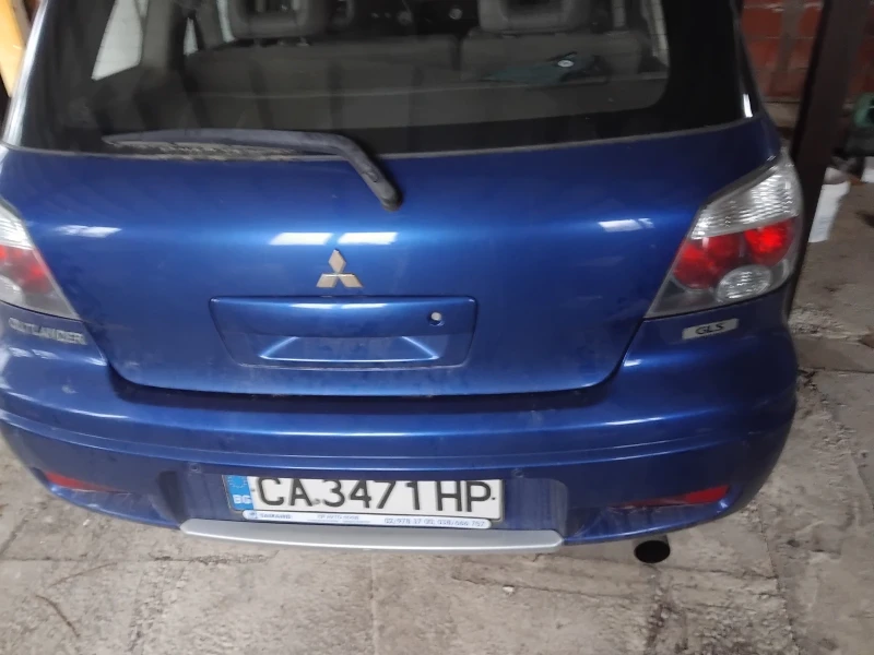 Mitsubishi Outlander, снимка 6 - Автомобили и джипове - 52467652