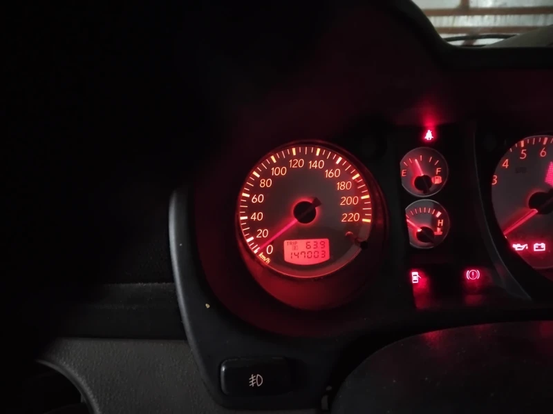 Mitsubishi Outlander, снимка 10 - Автомобили и джипове - 52467652