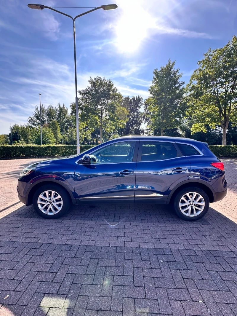 Renault Kadjar, снимка 2 - Автомобили и джипове - 52860735
