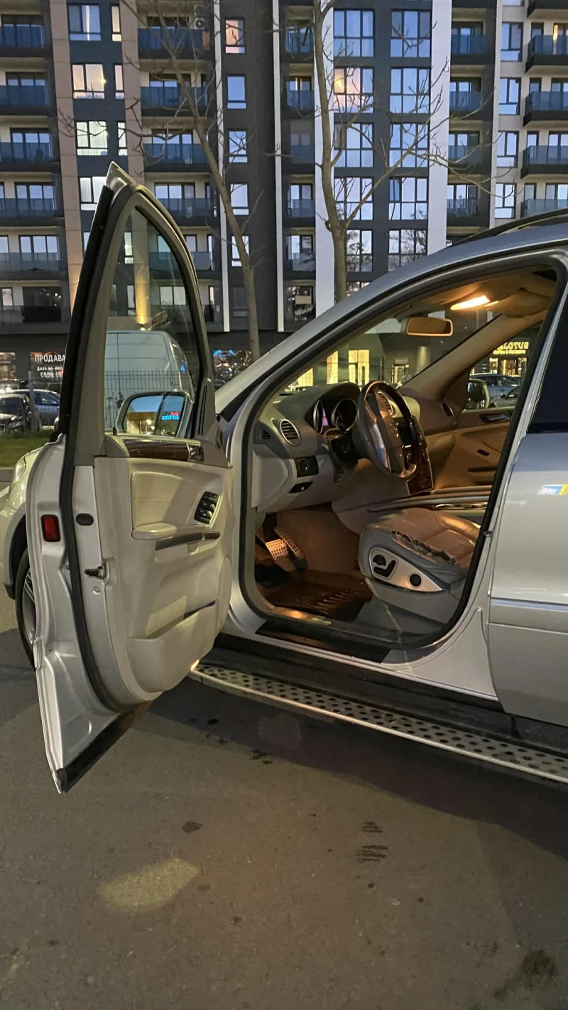 Mercedes-Benz ML 350 3.0CDI* 4-MATIC* FACELIFT* , снимка 4 - Автомобили и джипове - 53076625