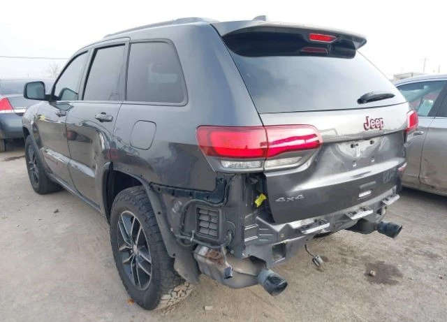 Jeep Grand cherokee TRAILHAWK 4X4* DISTRONIC* 8ZF* Обдух* , снимка 6 - Автомобили и джипове - 48512690