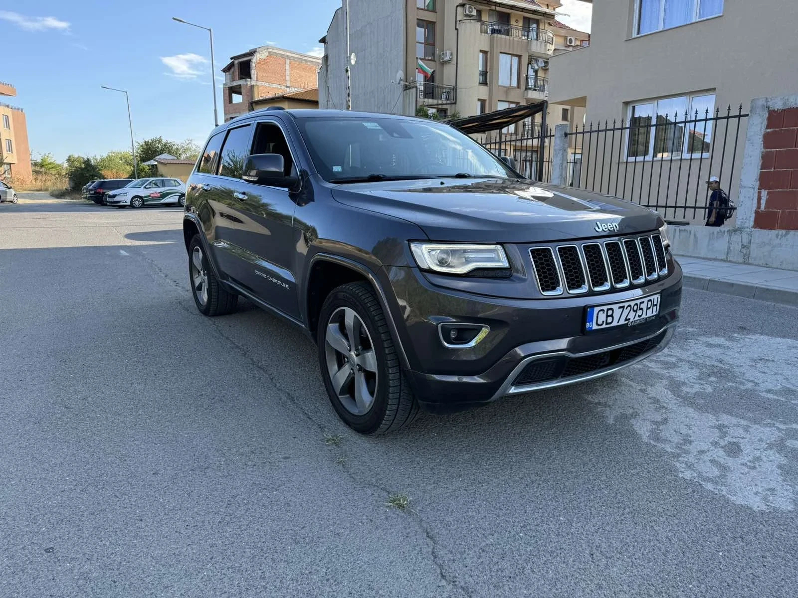 Jeep Grand cherokee Sport - изображение 2