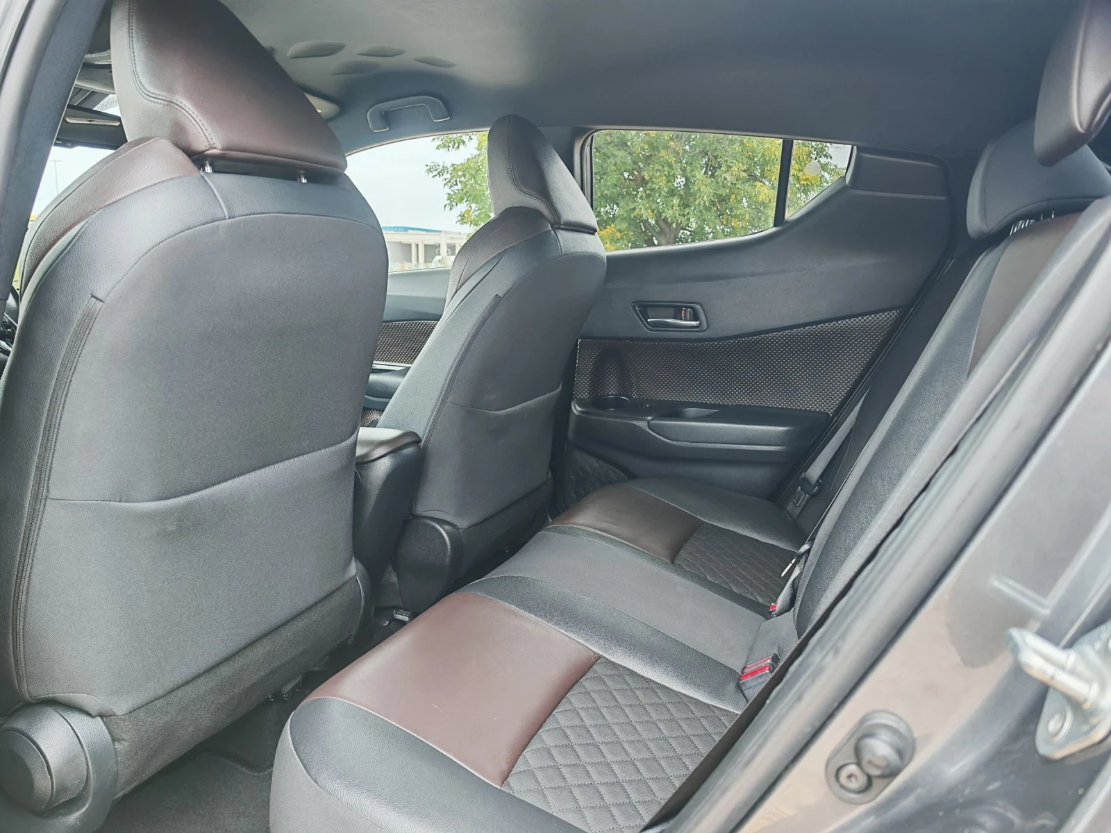 Toyota C-HR 1.8  122 .. LOUNGE! !  ! | Mobile.bg   12