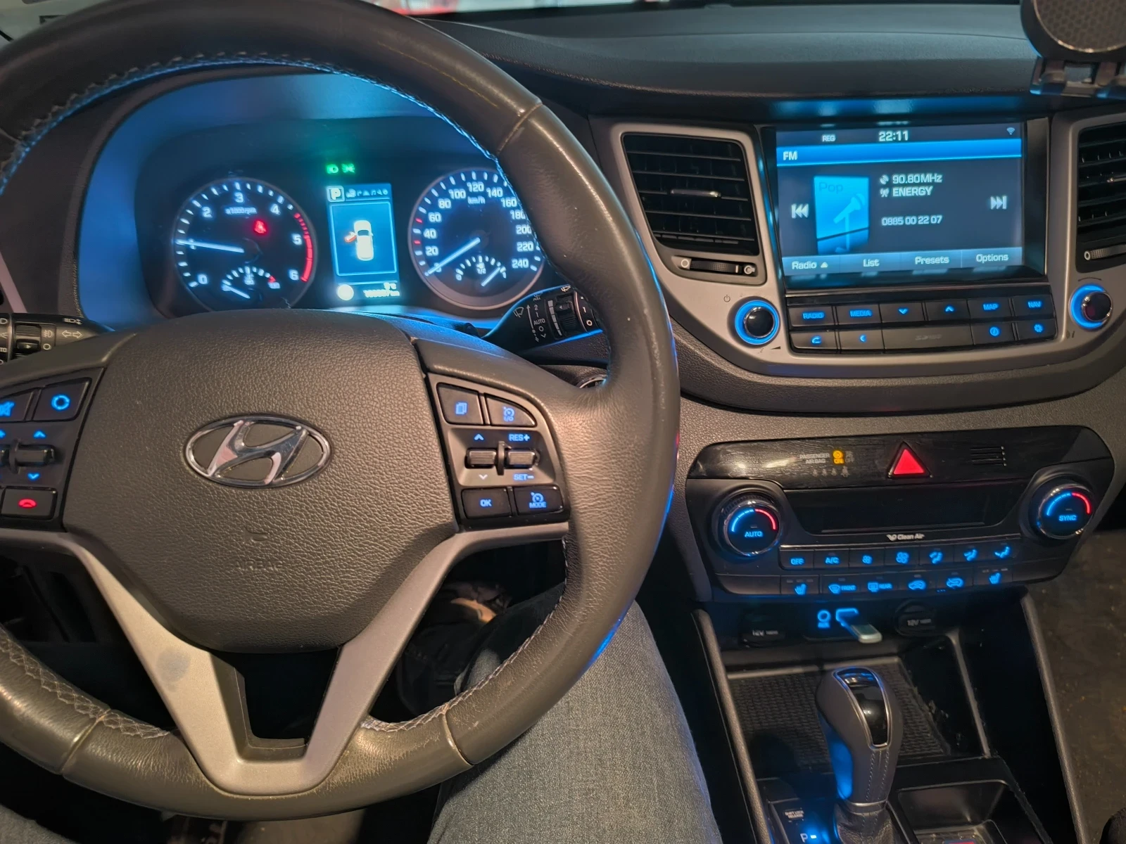 Hyundai Tucson, снимка 13 - Автомобили и джипове - 53709749