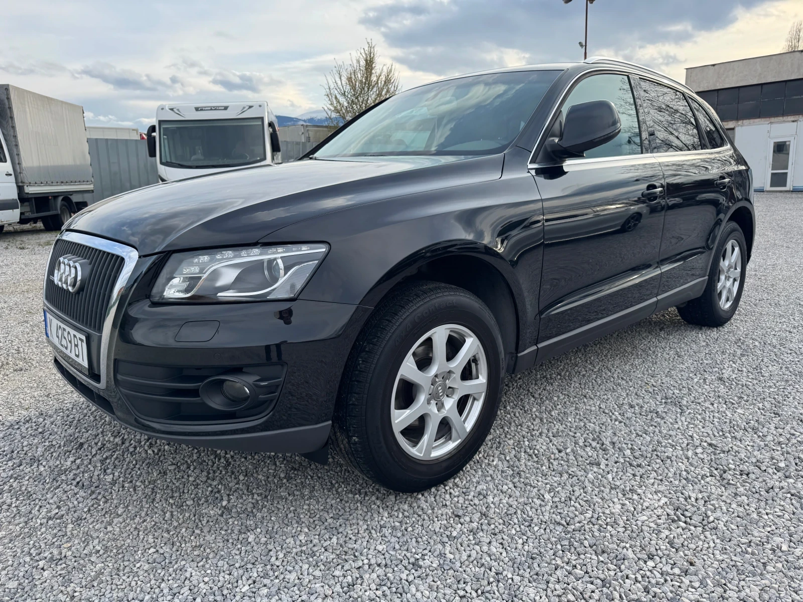 Audi Q5 2.0TFSI / 211ps / 4x4 /, снимка 2 - Автомобили и джипове - 54160811