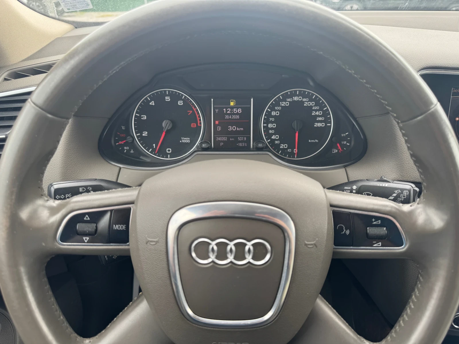Audi Q5 2.0TFSI / 211ps / 4x4 /, снимка 13 - Автомобили и джипове - 54160811