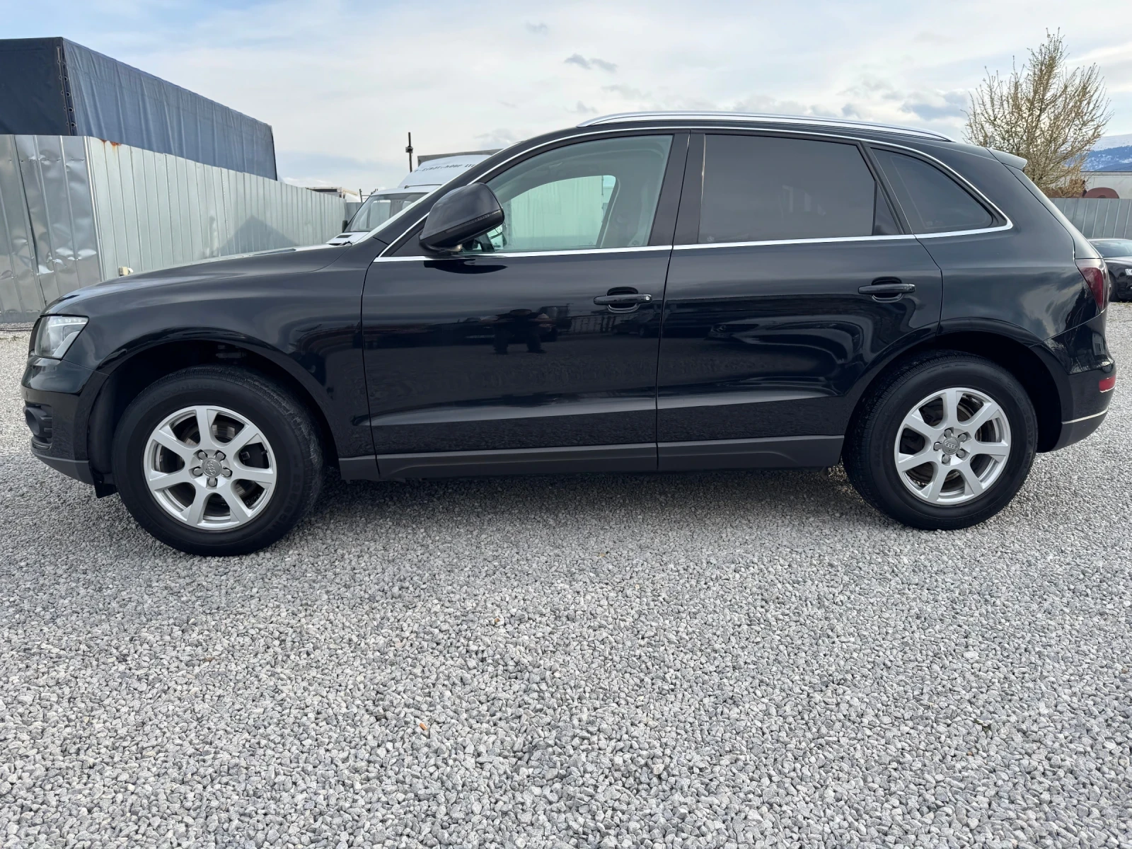 Audi Q5 2.0TFSI / 211ps / 4x4 /, снимка 6 - Автомобили и джипове - 54160811