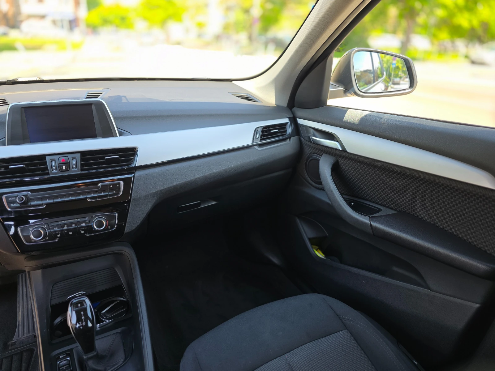 BMW X1 sDrive18i , снимка 16 - Автомобили и джипове - 54182007