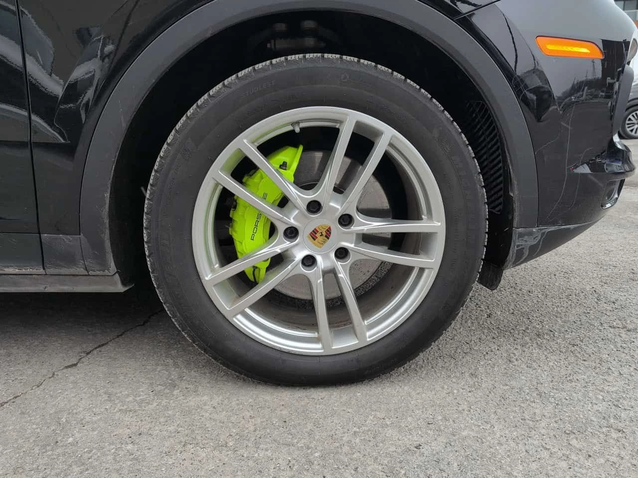 Porsche Cayenne * E Hybrid * 2 КЛЮЧА* PANO* KEYLESS* ПОДГРЕВ* , снимка 7 - Автомобили и джипове - 54280270