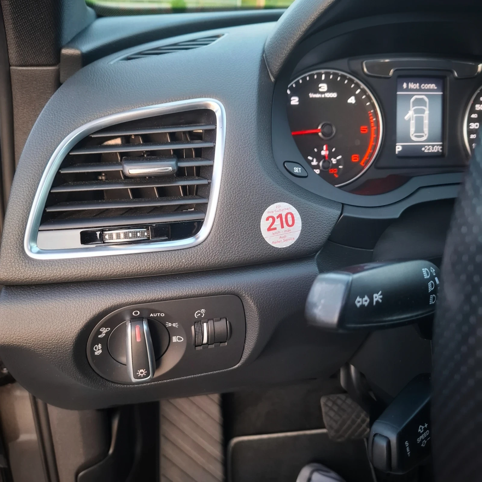 Audi Q3 2.0 TDI, 7G Stronic 184 ps., снимка 13 - Автомобили и джипове - 54392214