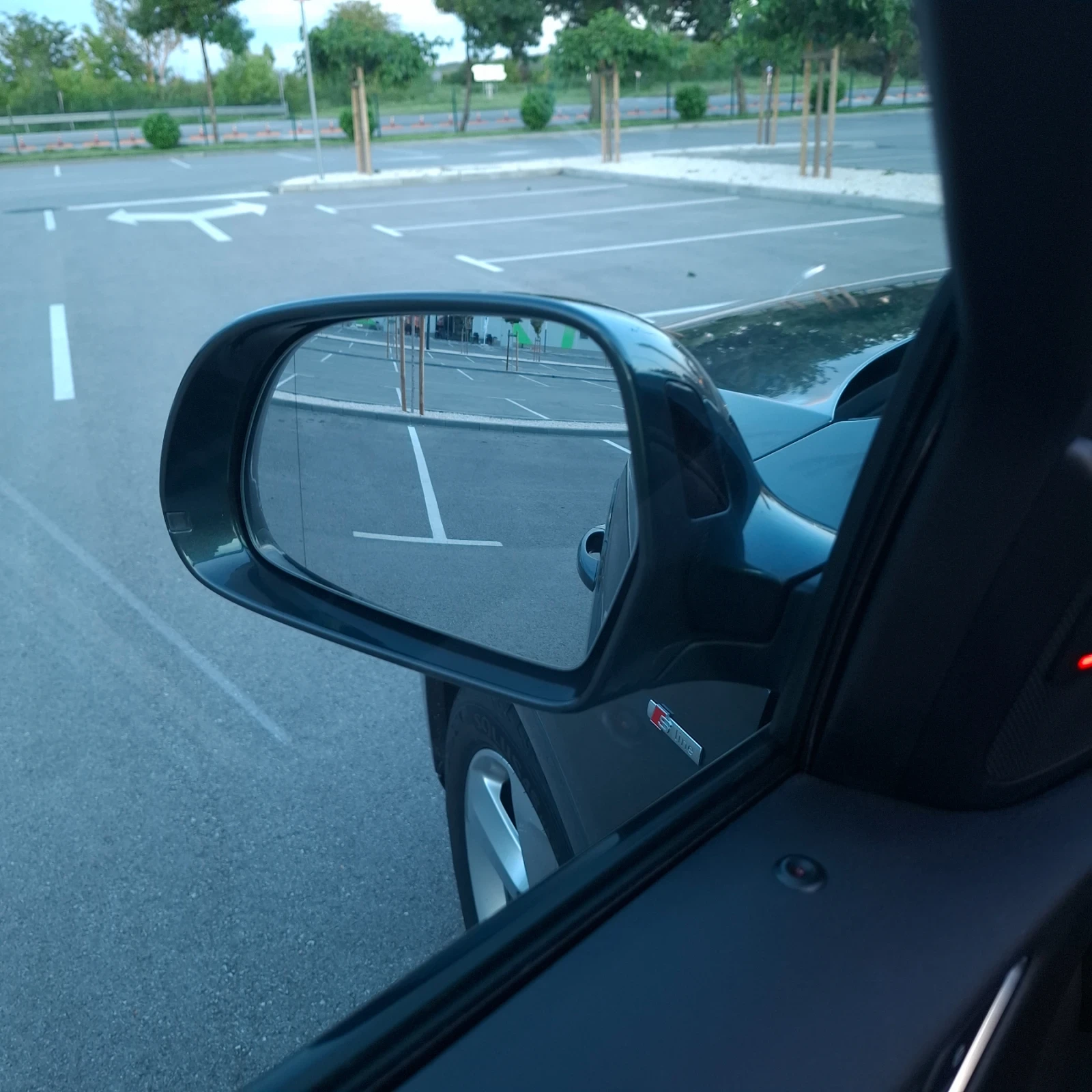 Audi Q3 2.0 TDI, 7G Stronic 184 ps., снимка 17 - Автомобили и джипове - 54392214