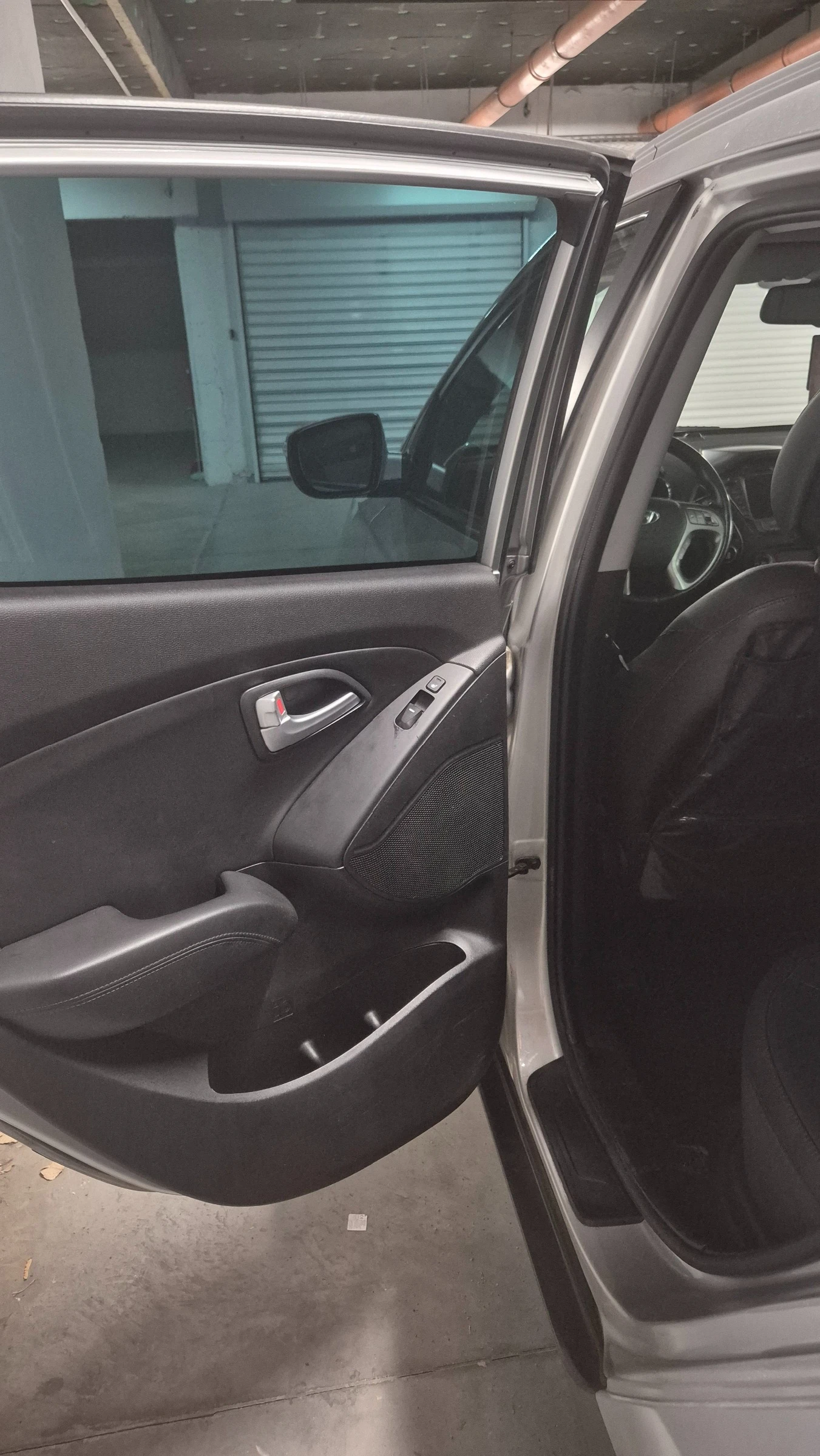Hyundai IX35 2.0 CRDI (FL), снимка 14 - Автомобили и джипове - 55015434