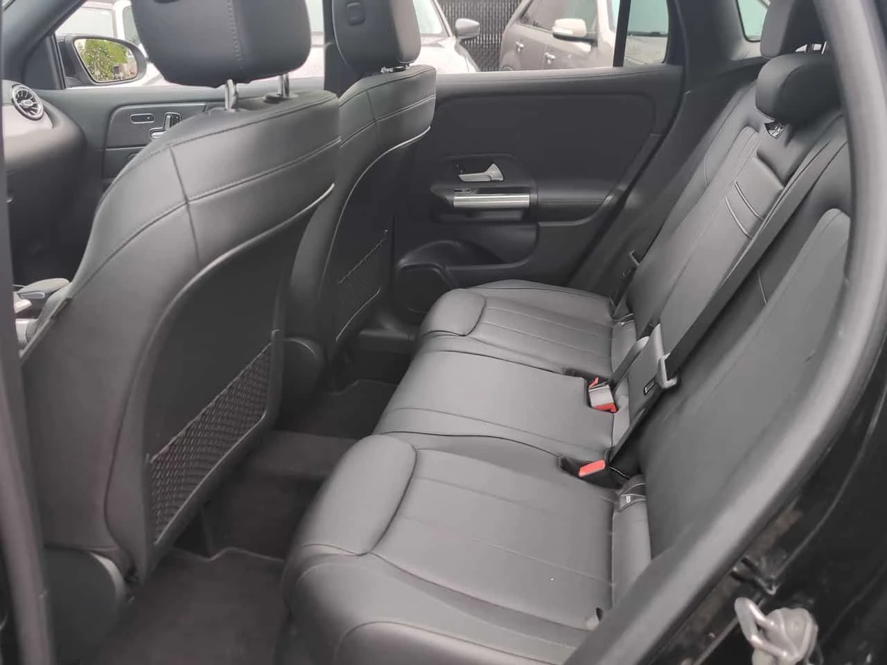 Mercedes-Benz GLA 250 * CARFAX * 2 ����� * �������� * ���������� *  | Mobile.bg � ����������� 13