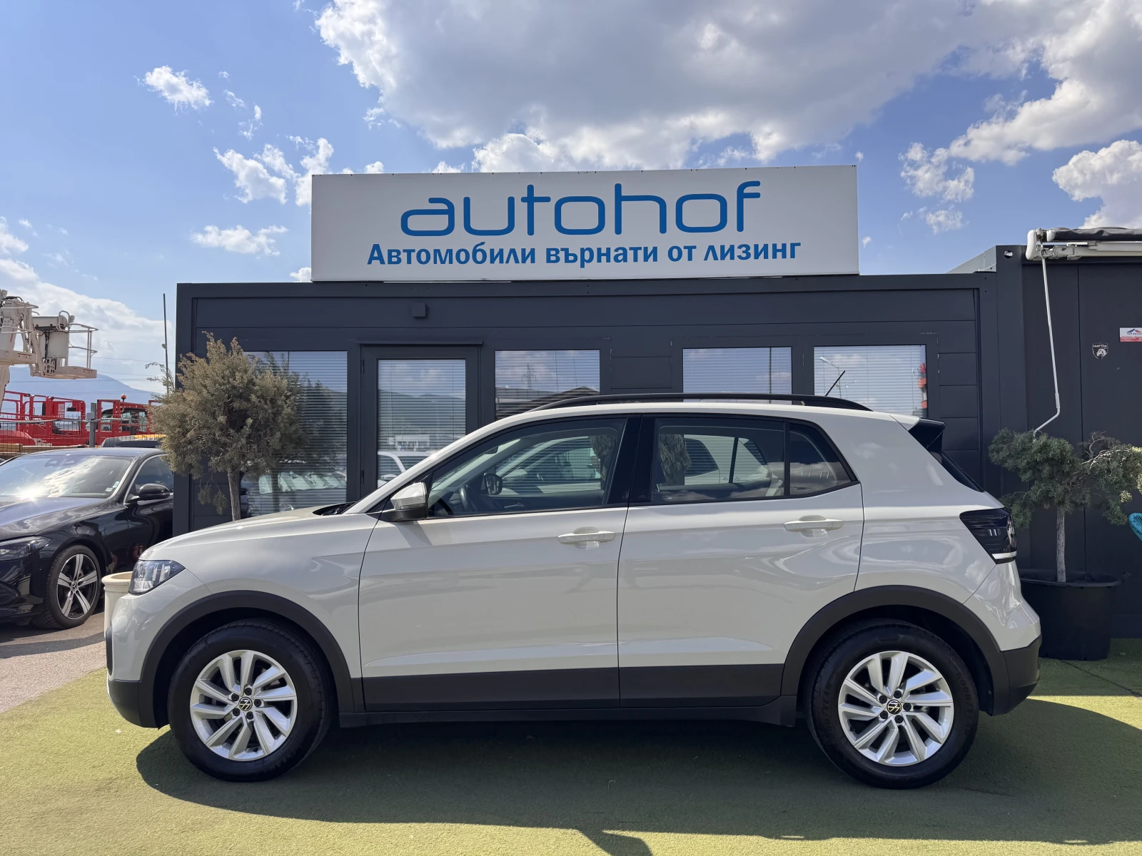 VW T-Cross LIFE+ /1.0TSI/110K.C./6MT, снимка 2 - Автомобили и джипове - 55805391