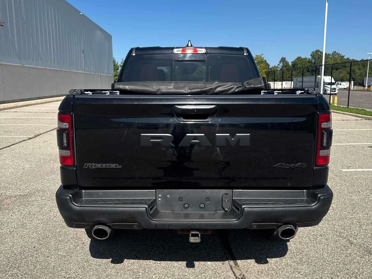 Dodge RAM 1500 * Rebel * АВТОКРЕДИТ БЕЗ ПЪРВОНАЧАЛНА ВНОСКА* , снимка 4 - Автомобили и джипове - 56220703