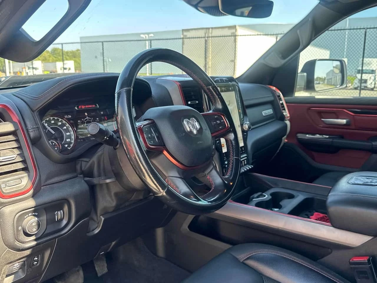 Dodge RAM 1500 * Rebel * АВТОКРЕДИТ БЕЗ ПЪРВОНАЧАЛНА ВНОСКА* , снимка 5 - Автомобили и джипове - 56220703