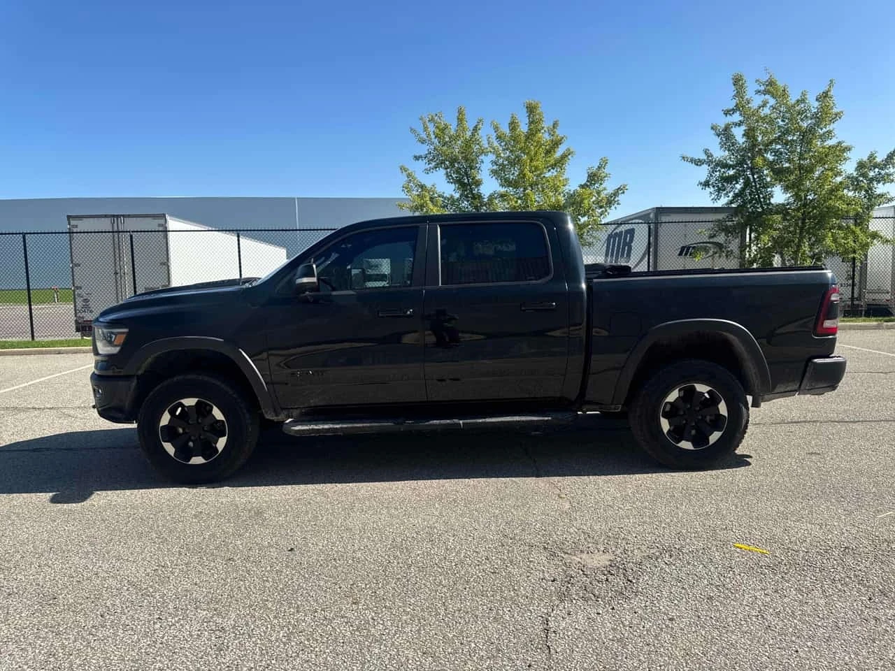 Dodge RAM 1500 * Rebel * АВТОКРЕДИТ БЕЗ ПЪРВОНАЧАЛНА ВНОСКА* , снимка 2 - Автомобили и джипове - 56220703