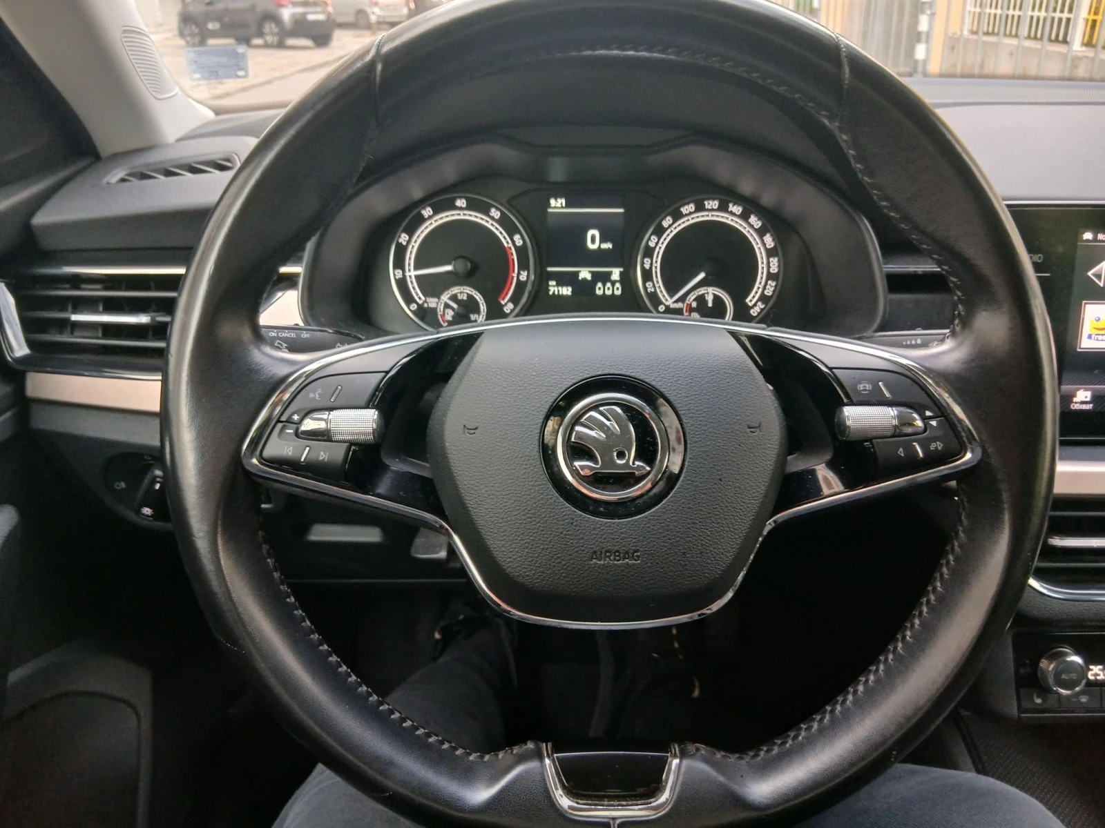 Skoda Kamiq НОВА от България, снимка 10 - Автомобили и джипове - 56642143