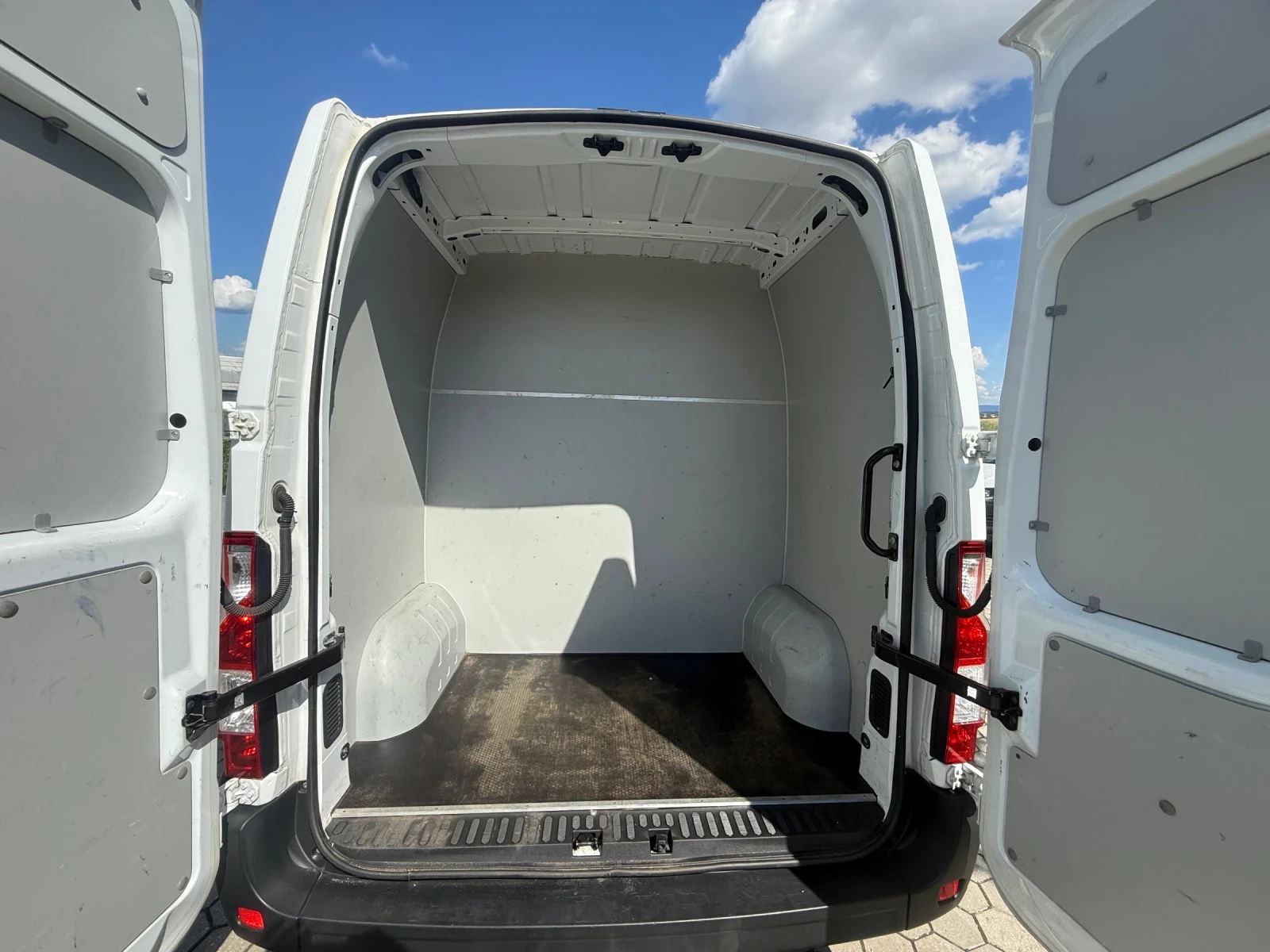 Renault Master 2.3, снимка 8 - Бусове и автобуси - 54974791
