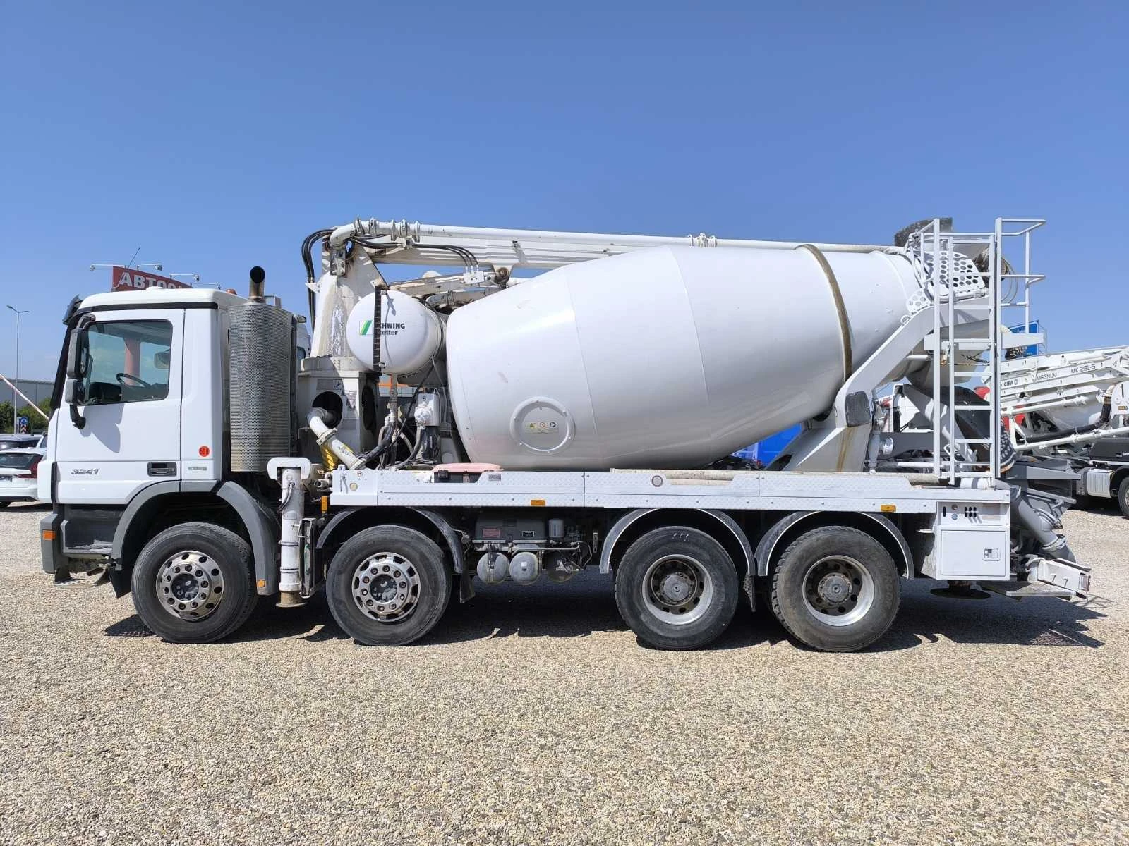 Бетон помпа Mercedes-Benz ACTROS 3241 SCHWING FBP24 - изображение 4