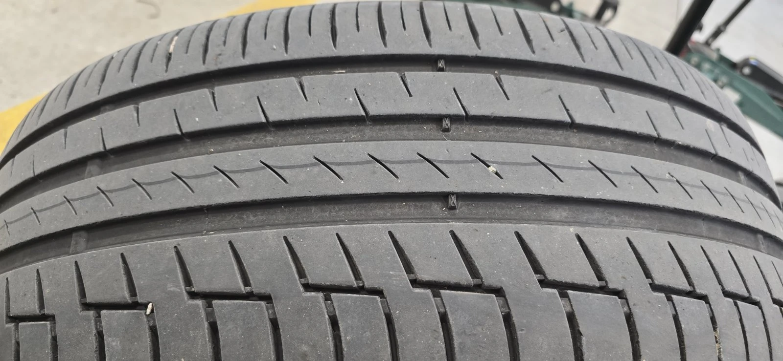 Гуми Летни 245/50R19, снимка 6 - Гуми и джанти - 54848864