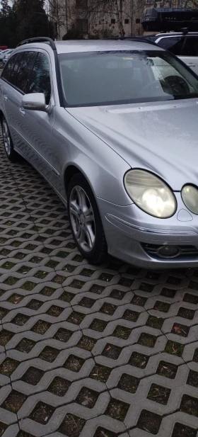 Mercedes-Benz E 220 EVO, снимка 1
