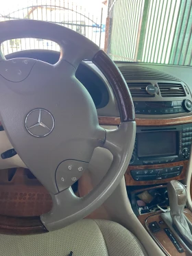 Mercedes-Benz E 320, снимка 4