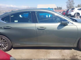 Обява за продажба на Lexus ES 300 2.5L I-4 DI, DOHC, VVT, 176HP Front Wheel Drive ~54 700 лв. - изображение 5