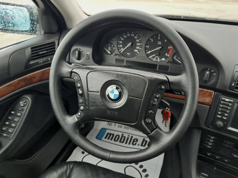 BMW 525 D/AUTOMATIC/ТОП СЪСТОЯНИЕ, снимка 13 - Автомобили и джипове - 46457246