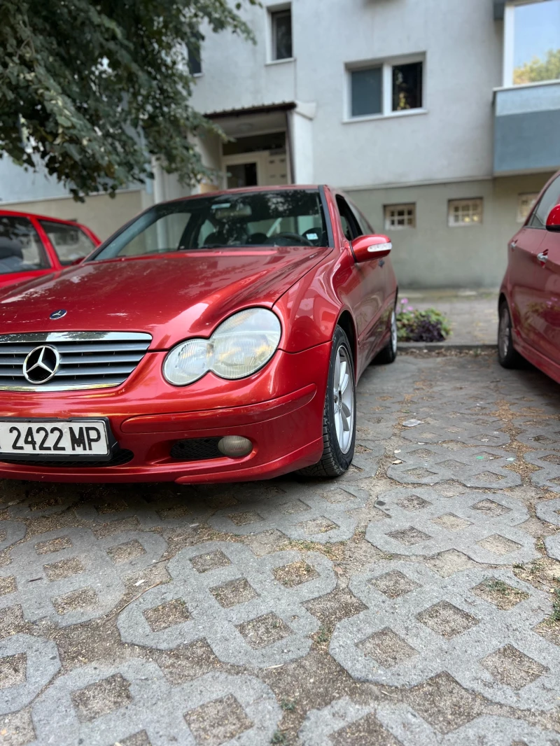 Mercedes-Benz C 180 2.0 ГАЗ-БЕНЗИН, снимка 2 - Автомобили и джипове - 47632586