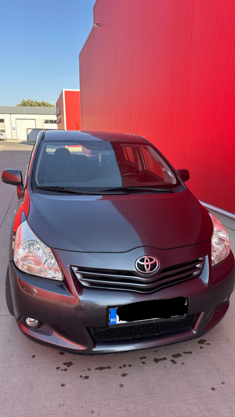 Toyota Verso, снимка 7 - Автомобили и джипове - 47685537