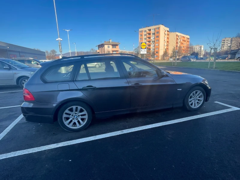 BMW 318 2.0 i Панорама , снимка 1 - Автомобили и джипове - 48383893