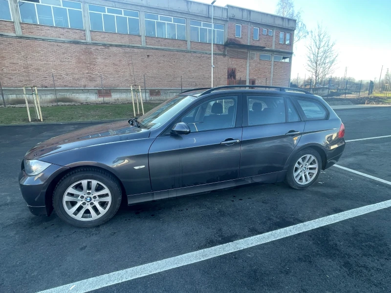 BMW 318 2.0 i Панорама , снимка 3 - Автомобили и джипове - 48383893