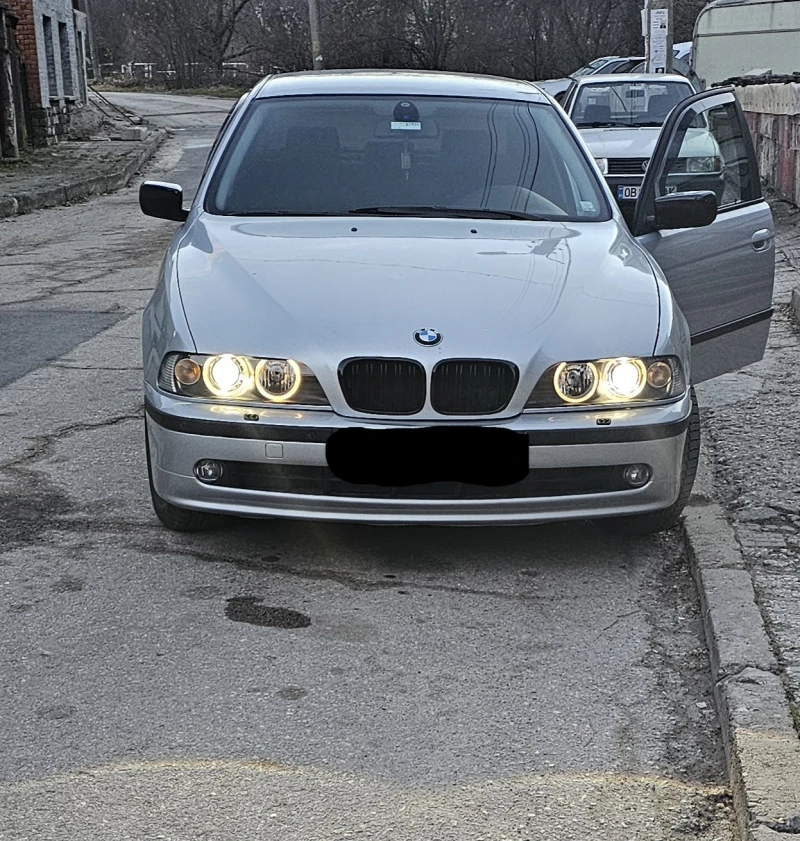 BMW 520 I, снимка 2 - Автомобили и джипове - 48505603