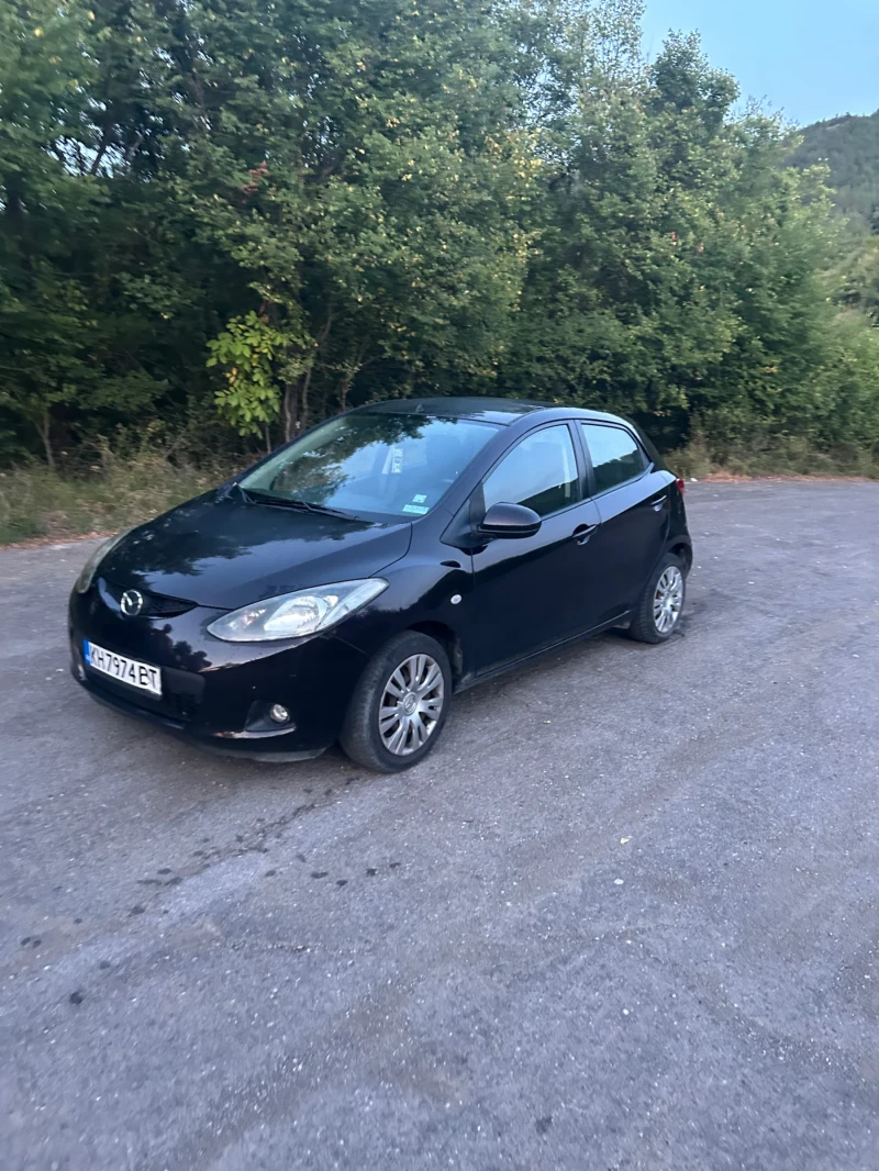 Mazda 2, снимка 2 - Автомобили и джипове - 48621794