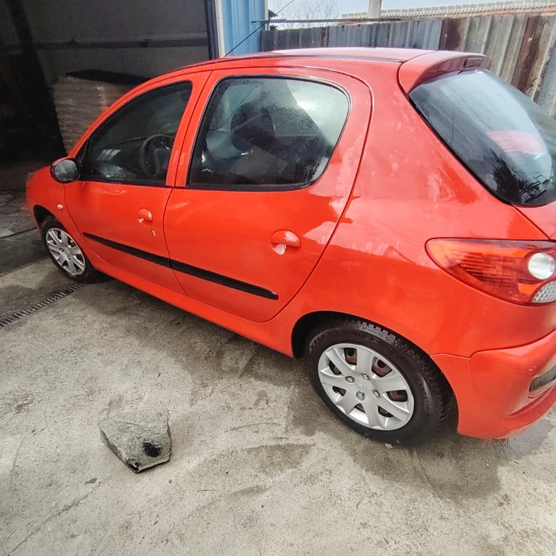 Peugeot 206, снимка 8 - Автомобили и джипове - 49454830