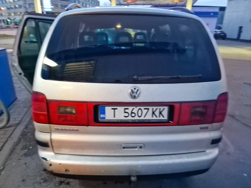 VW Sharan minivan, снимка 7 - Автомобили и джипове - 49519077