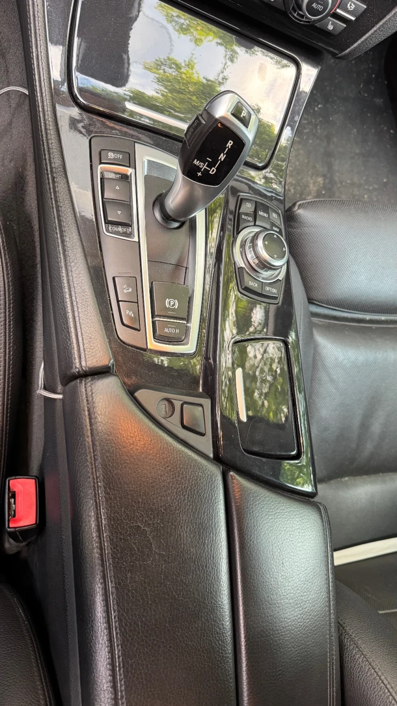 BMW 530 ХDrive , снимка 8 - Автомобили и джипове - 52667275