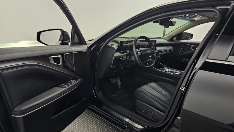 Kia K8 2.5 Noblesse autogeorge.com, снимка 10 - Автомобили и джипове - 51903738